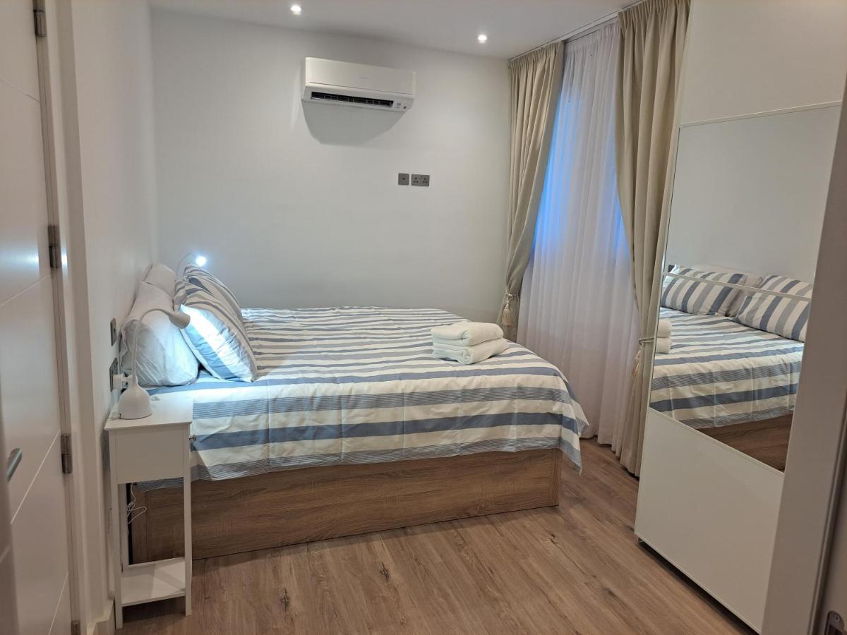 Main Street - 3 Bed Room - Family Friendly Gibraltar Exterior photo