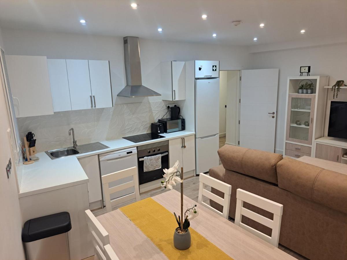 Main Street - 3 Bed Room - Family Friendly Gibraltar Exterior photo